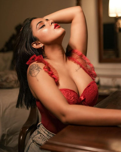 Slay the Scene Bustier Lingerie Set